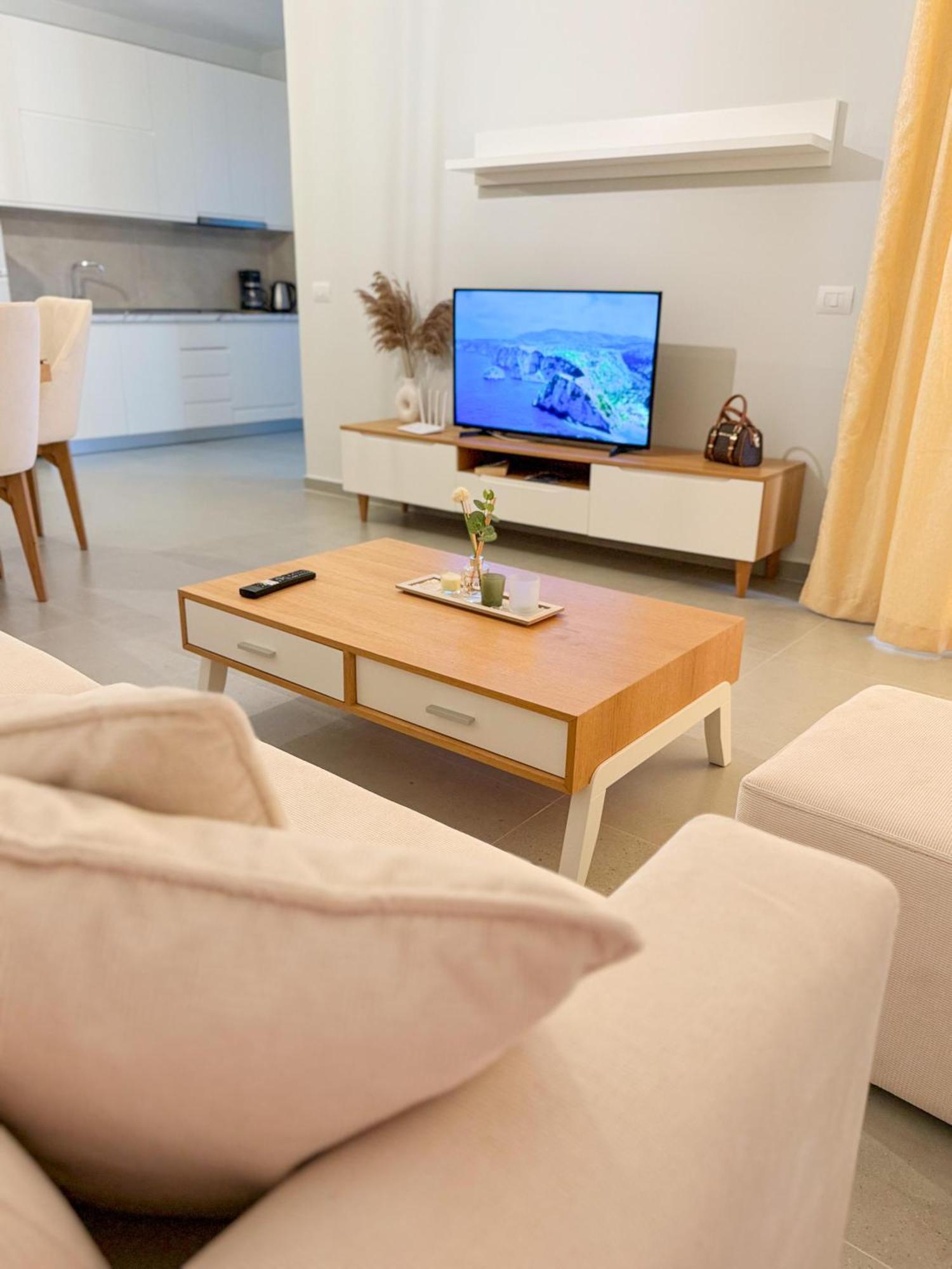 Odore Di Mare Apartments Sarande Exterior photo